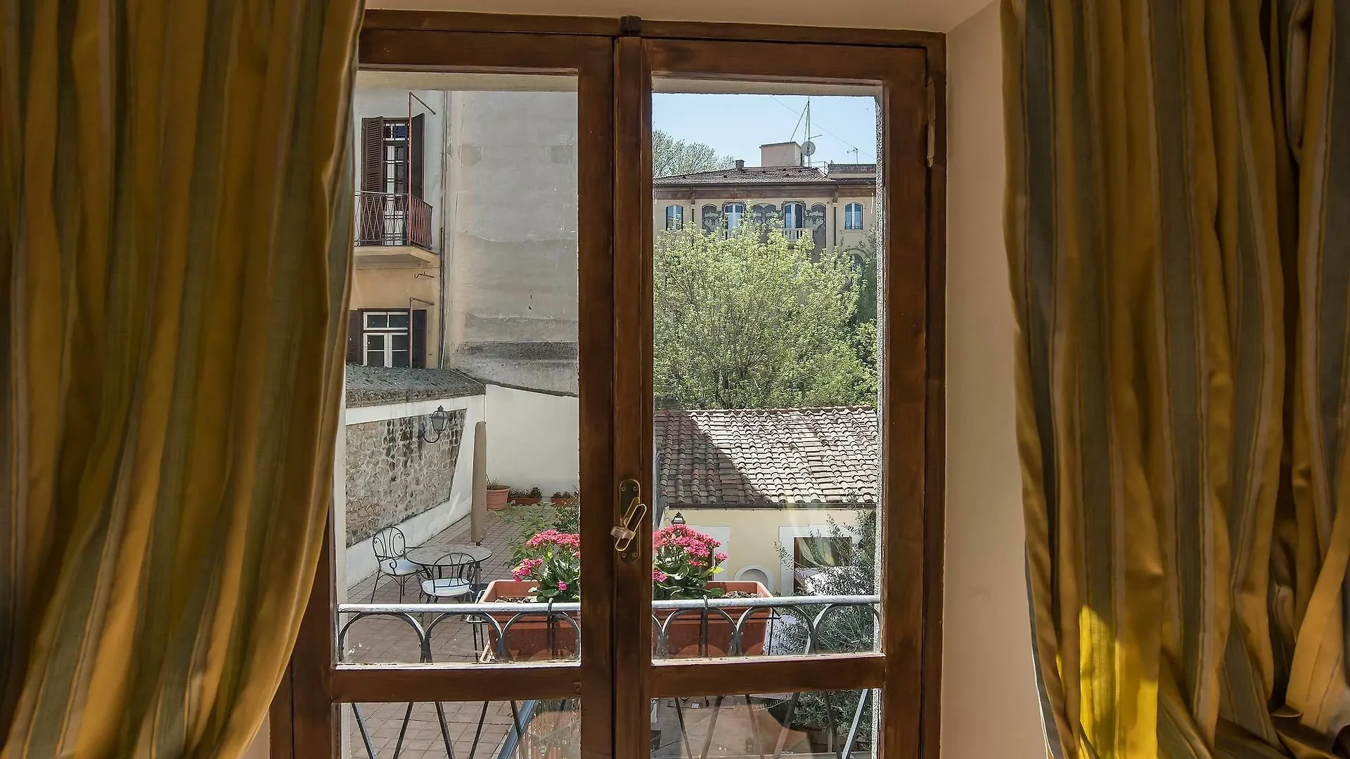 Le Clarisse Trastevere Rome