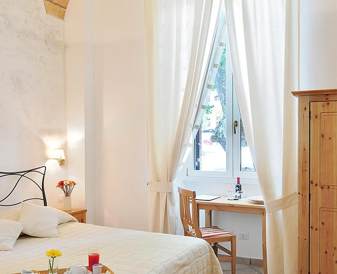 Le Clarisse Trastevere Rome Italy