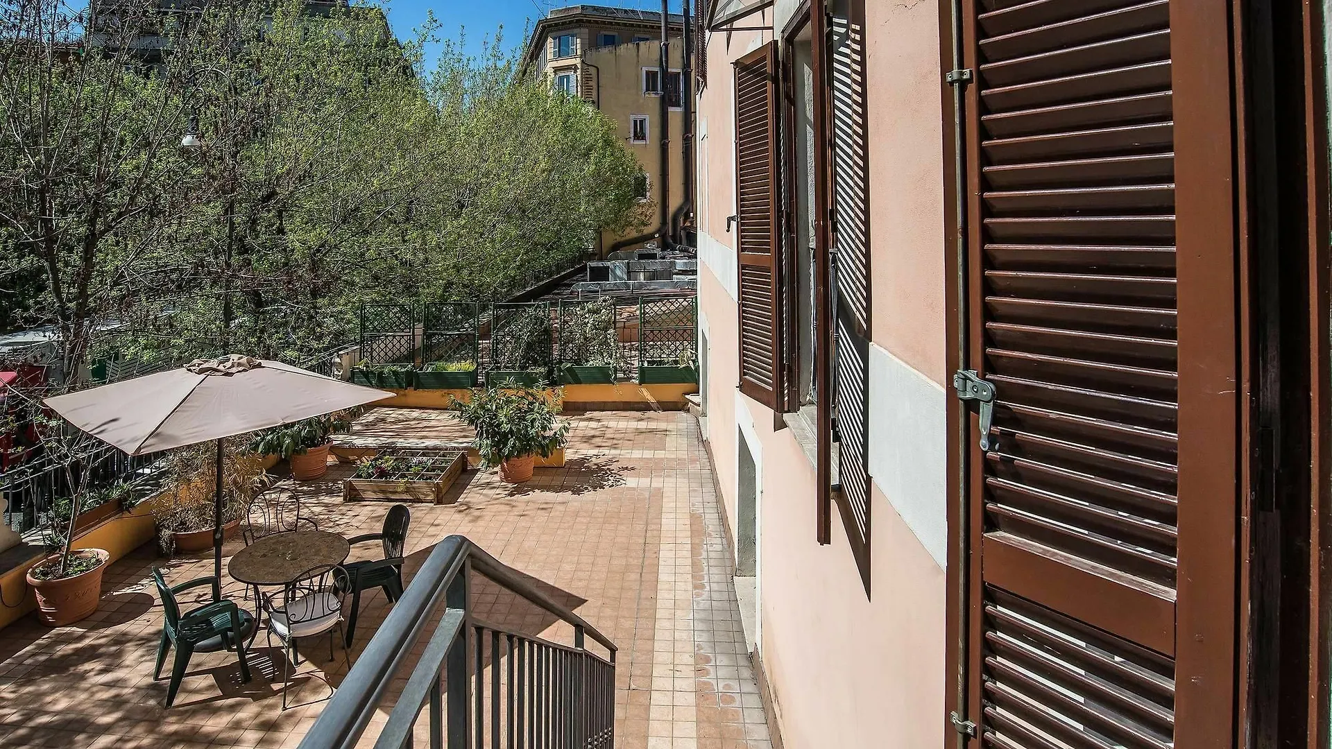 Le Clarisse Trastevere Rome Guest house