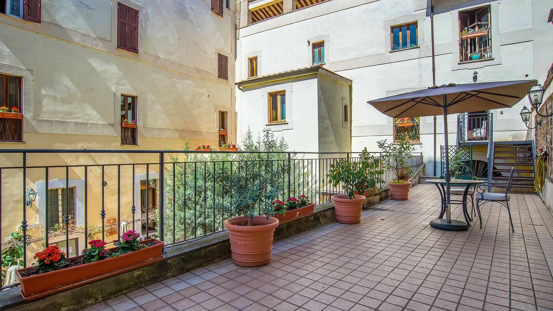 *** Guest house Le Clarisse Trastevere Rome Italy